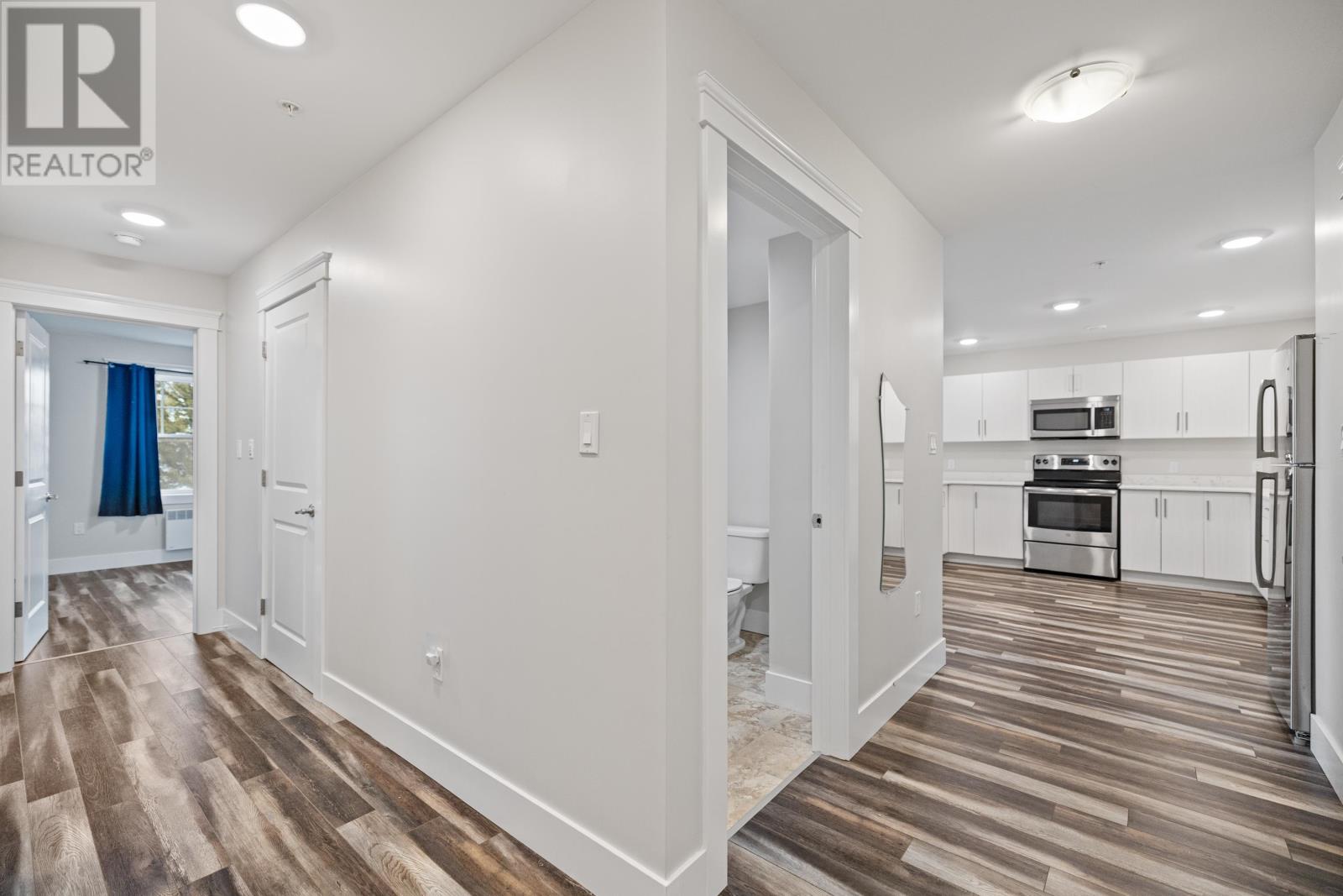 208 29 Stratford Road, Stratford, Prince Edward Island  C1B 1T4 - Photo 18 - 202624318