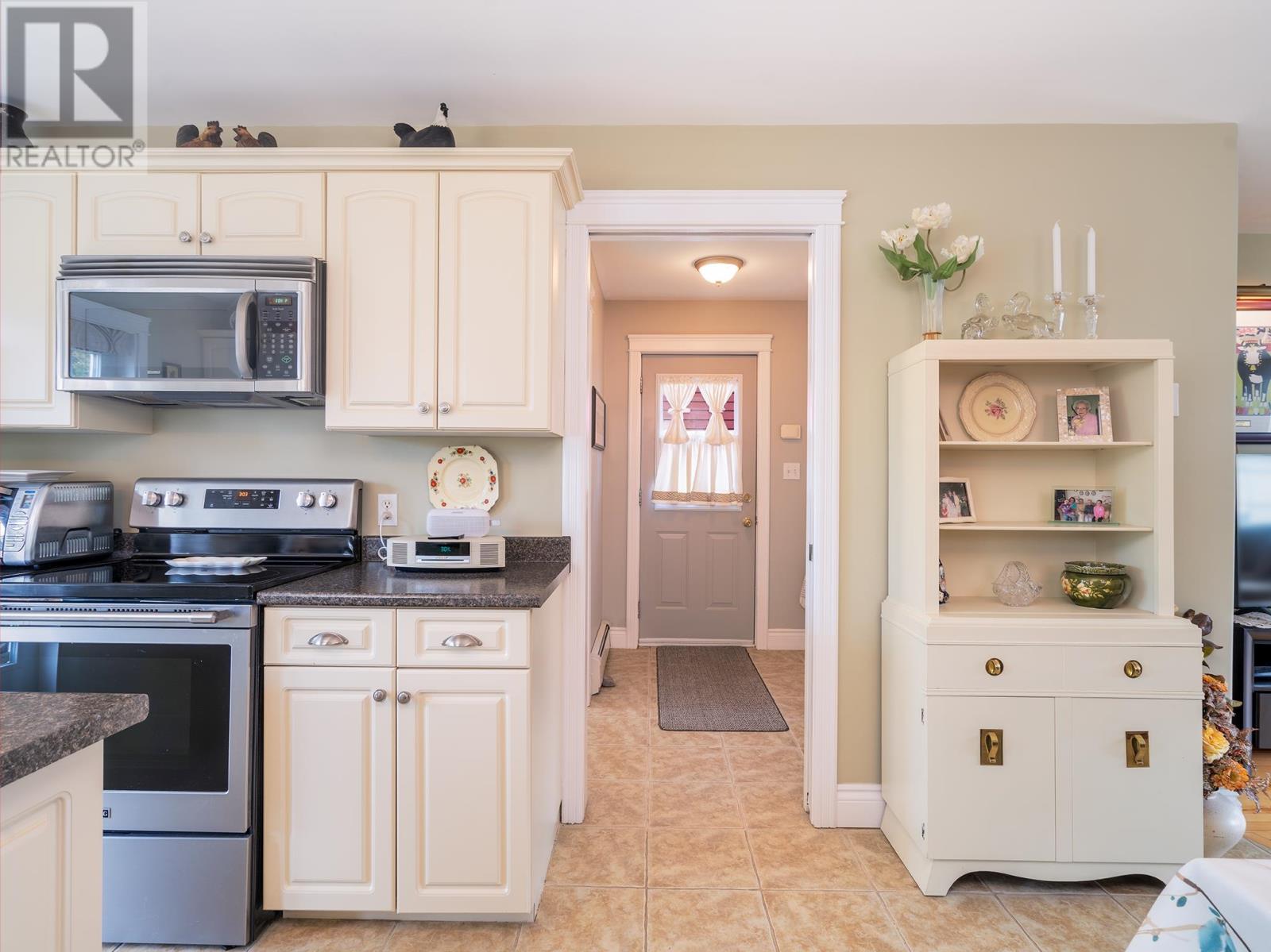 16 Esher Street, Charlottetown, Prince Edward Island  C1A 5G4 - Photo 14 - 202624320