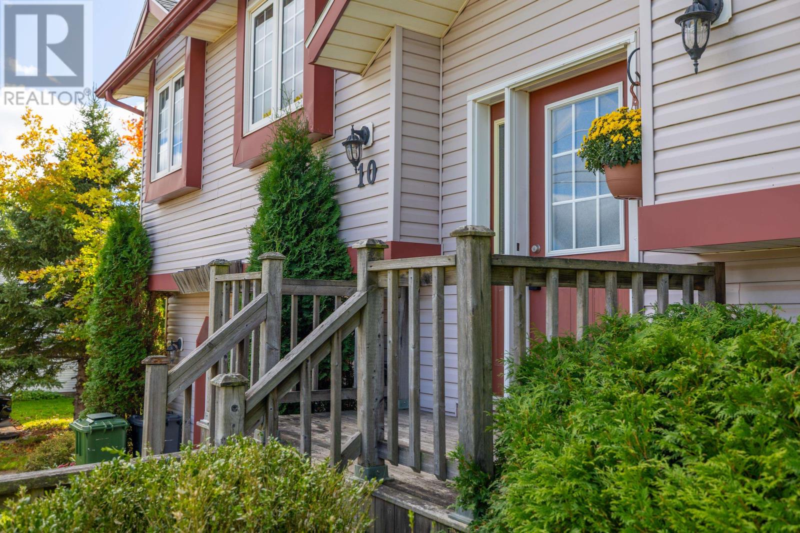 10 Kenwood Circle, Charlottetown, Prince Edward Island  C1E 1Z8 - Photo 5 - 202624348