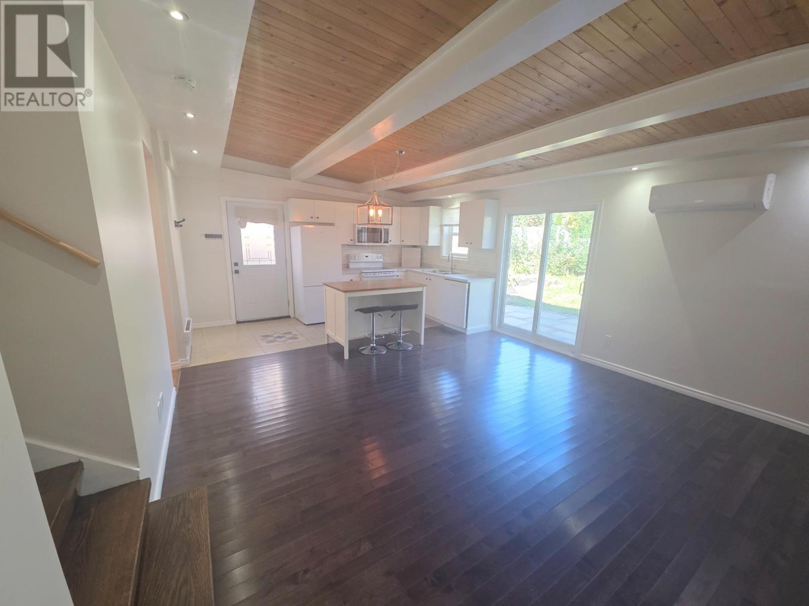 30-32 Spring Park Road, Charlottetown, Prince Edward Island  C1A 3X8 - Photo 16 - 202624358
