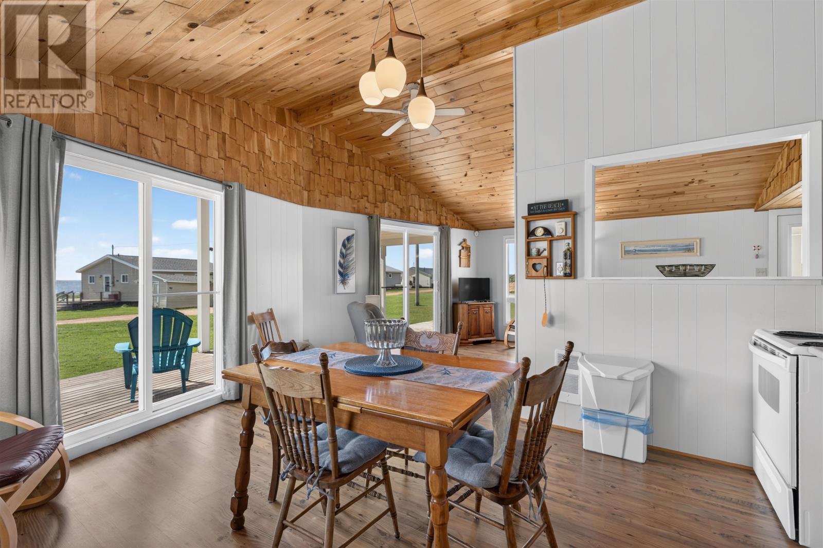 10 Mackay Drive, Augustine Cove, Prince Edward Island  C0B 1X0 - Photo 30 - 202624428