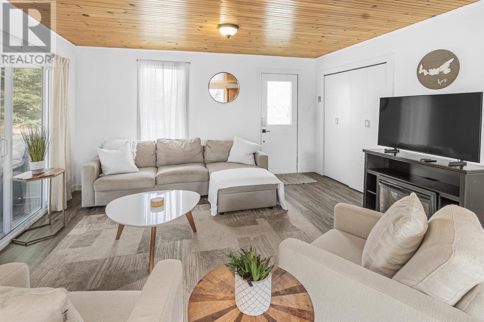 51 Macaskill Crescent, Brackley, Prince Edward Island  C1E 2T4 - Photo 6 - 202624443
