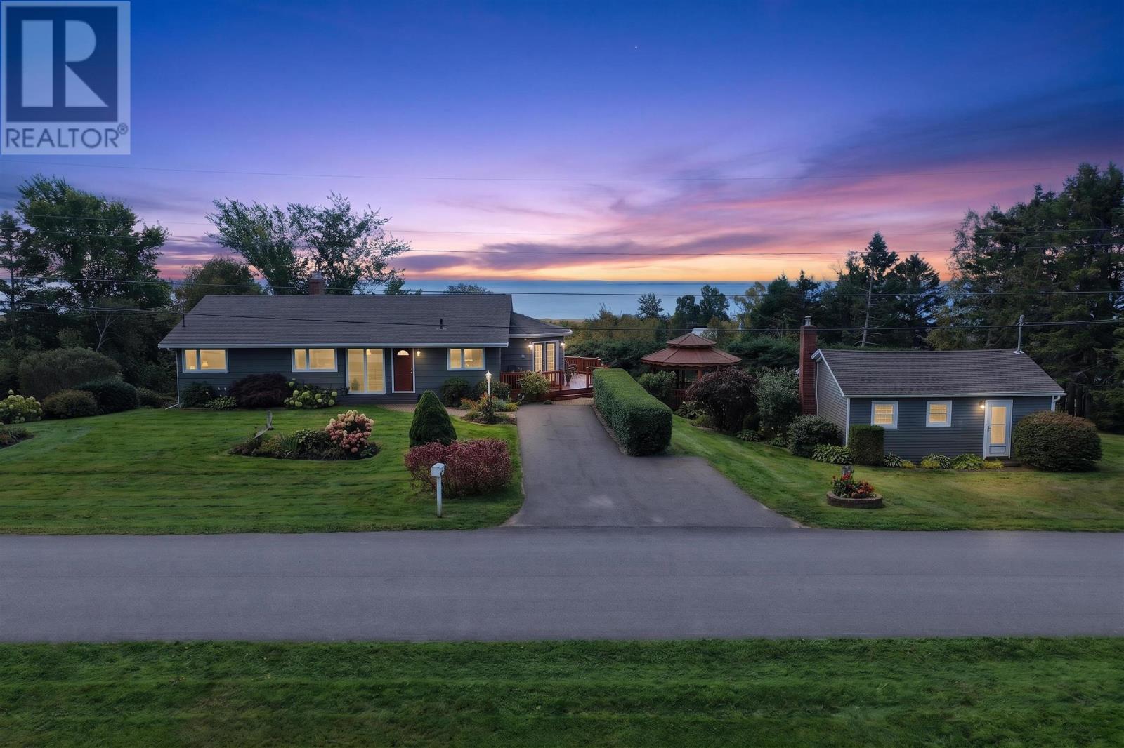 22 Upper Tea Hill Crescent, Stratford, Prince Edward Island  C1B 2V1 - Photo 43 - 202624557