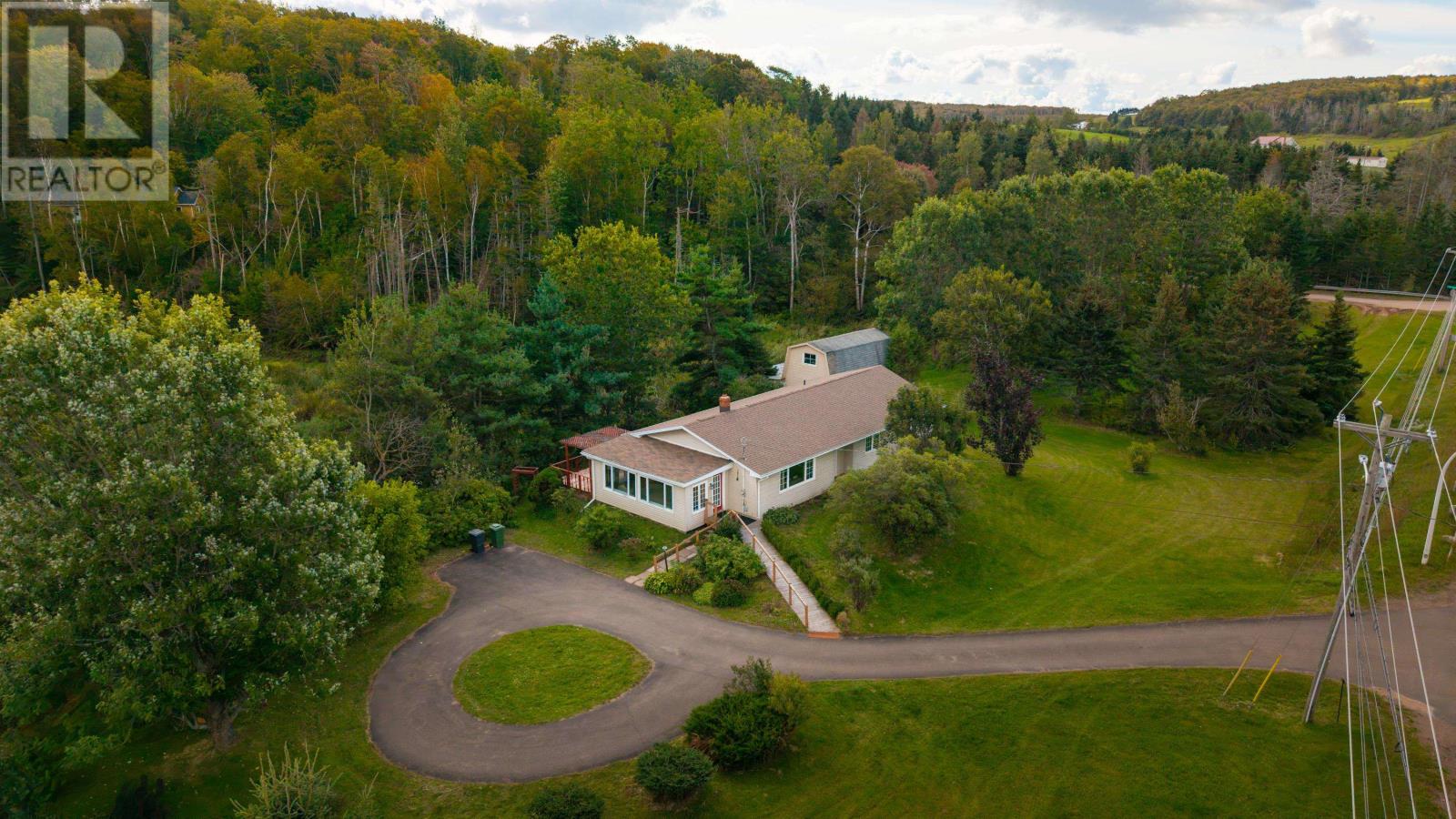 17591 Trans Canada Highway, Bonshaw, Prince Edward Island  C0A 1C0 - Photo 4 - 202624558