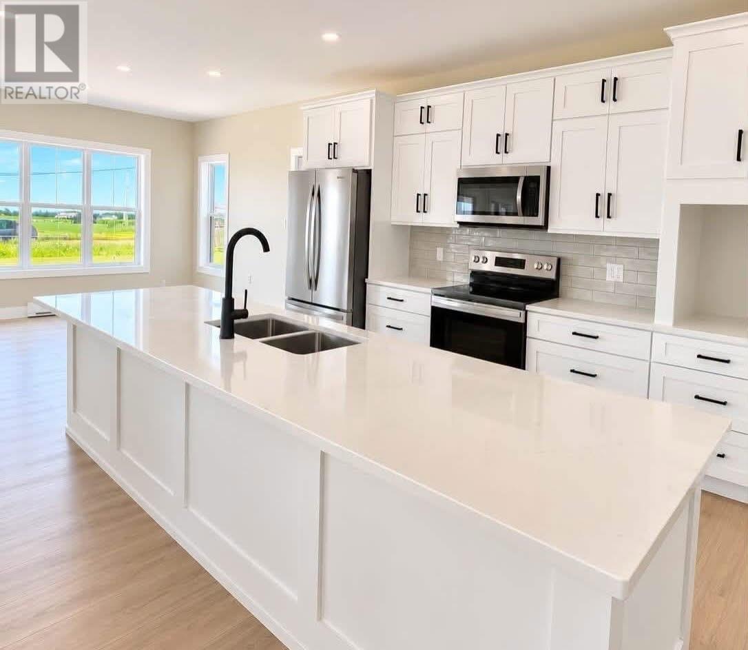 11 Brianna Street - Cavendish Horizons Estates, Cavendish, Prince Edward Island  C0A 1N0 - Photo 12 - 202624582