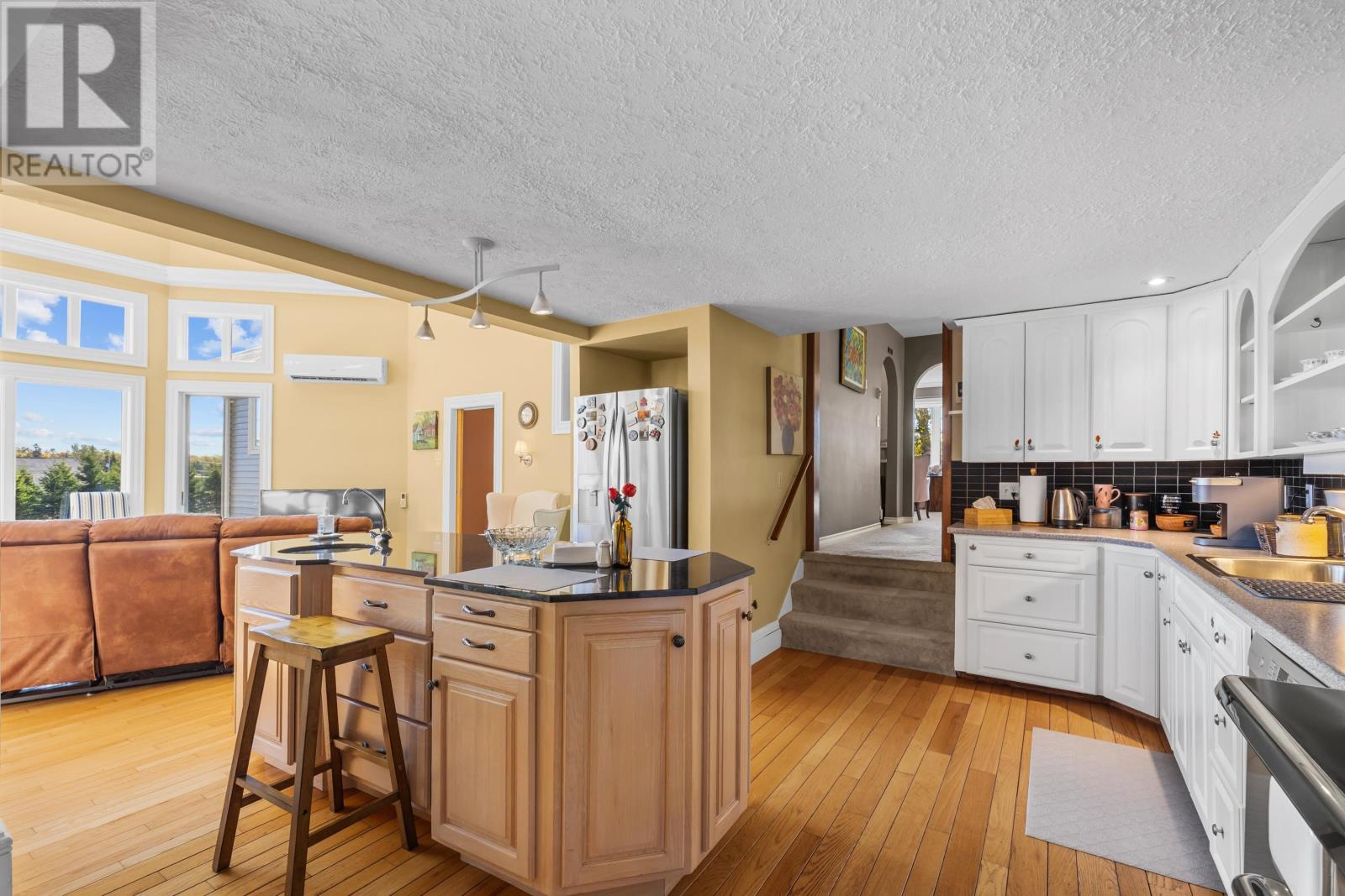 203 Ferry Road, Cornwall, Prince Edward Island  C0A 1H4 - Photo 11 - 202526238