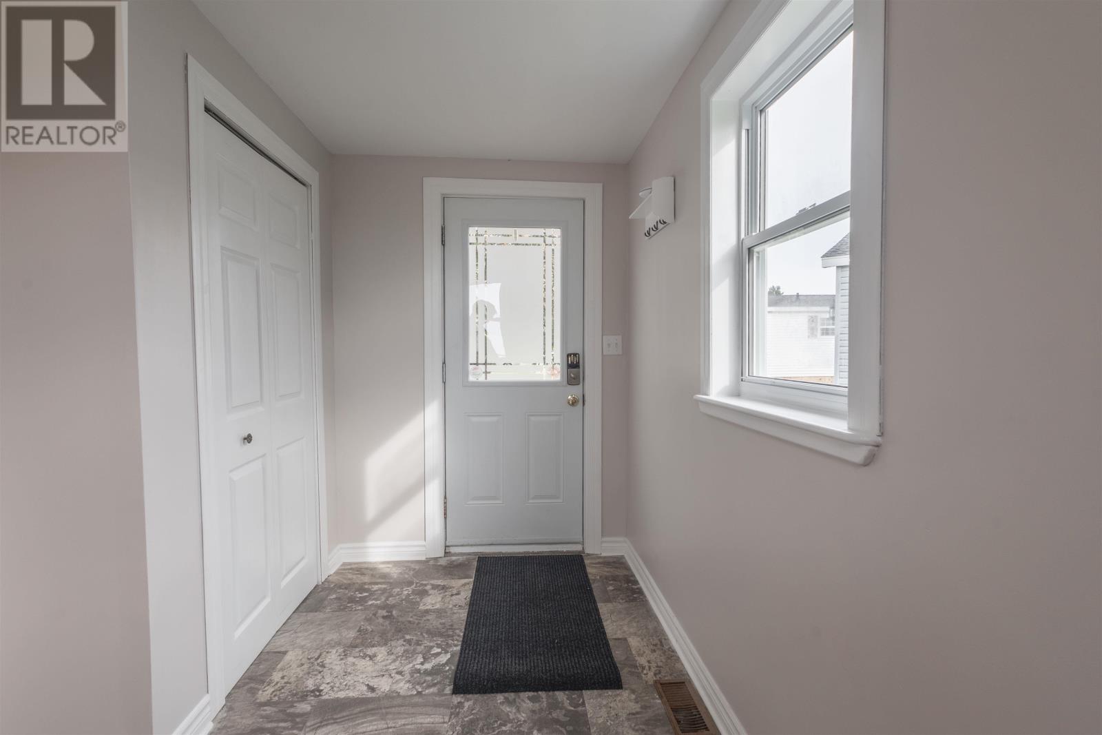 14 Windjammer Crescent, Charlottetown, Prince Edward Island  C1E 1M5 - Photo 4 - 202624708