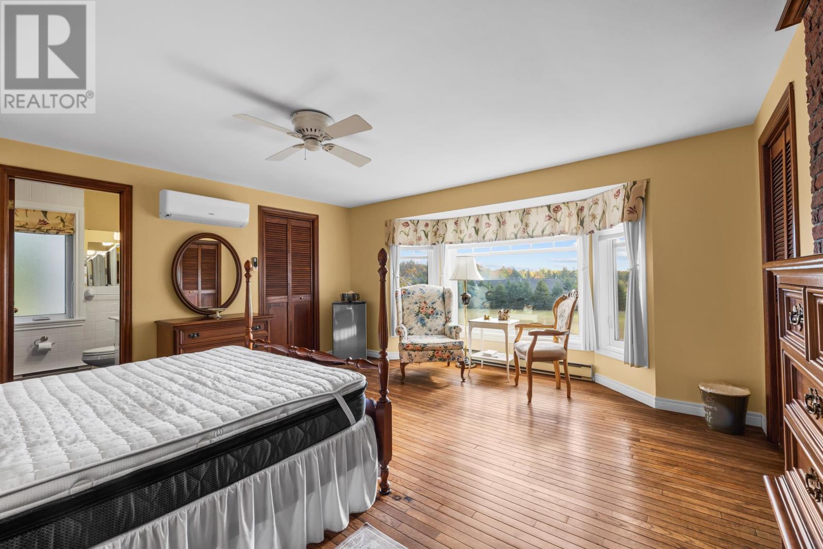 203 Ferry Road, Cornwall, Prince Edward Island  C0A 1H4 - Photo 23 - 202526239