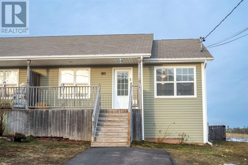 180 Norwood Road, Charlottetown, Prince Edward Island  C1A 0E1 - Photo 4 - 202624737