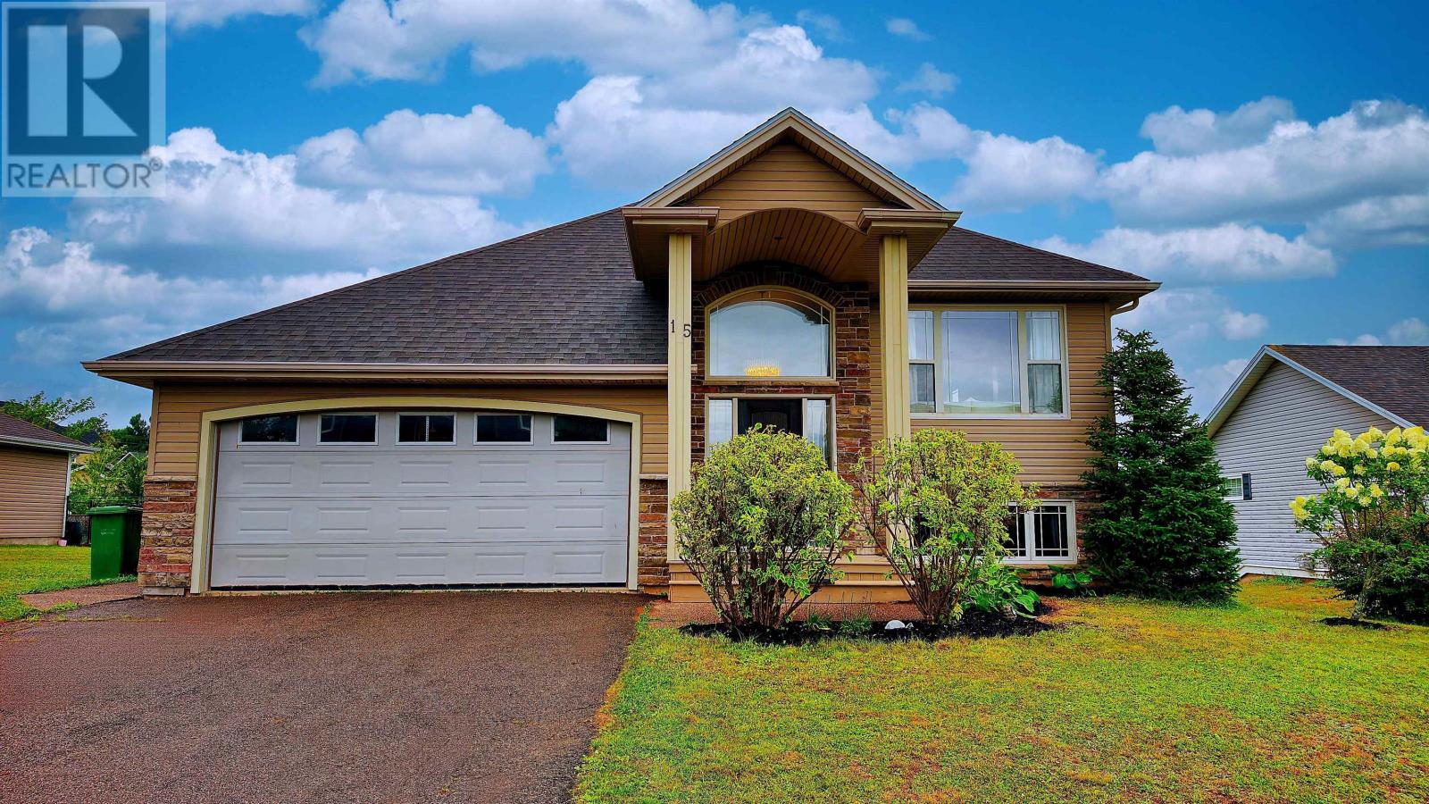15 Larkspur Street, Stratford, Prince Edward Island