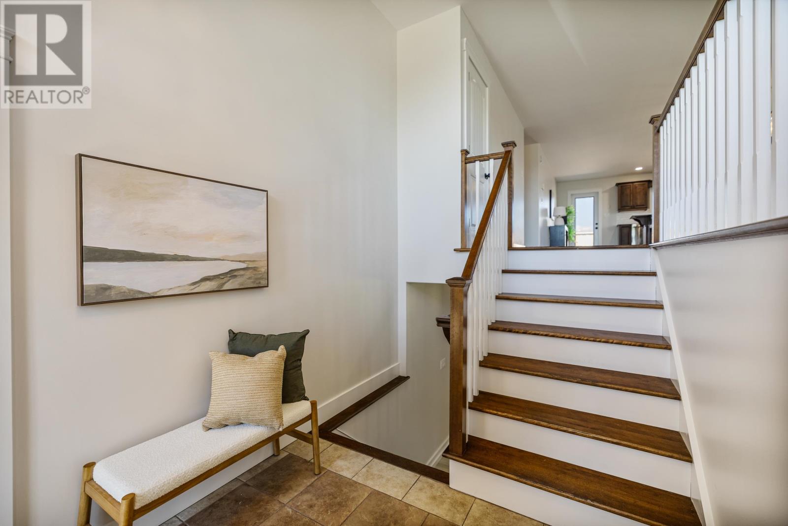 15 Larkspur Street, Stratford, Prince Edward Island  C1B 0H4 - Photo 4 - 202624811