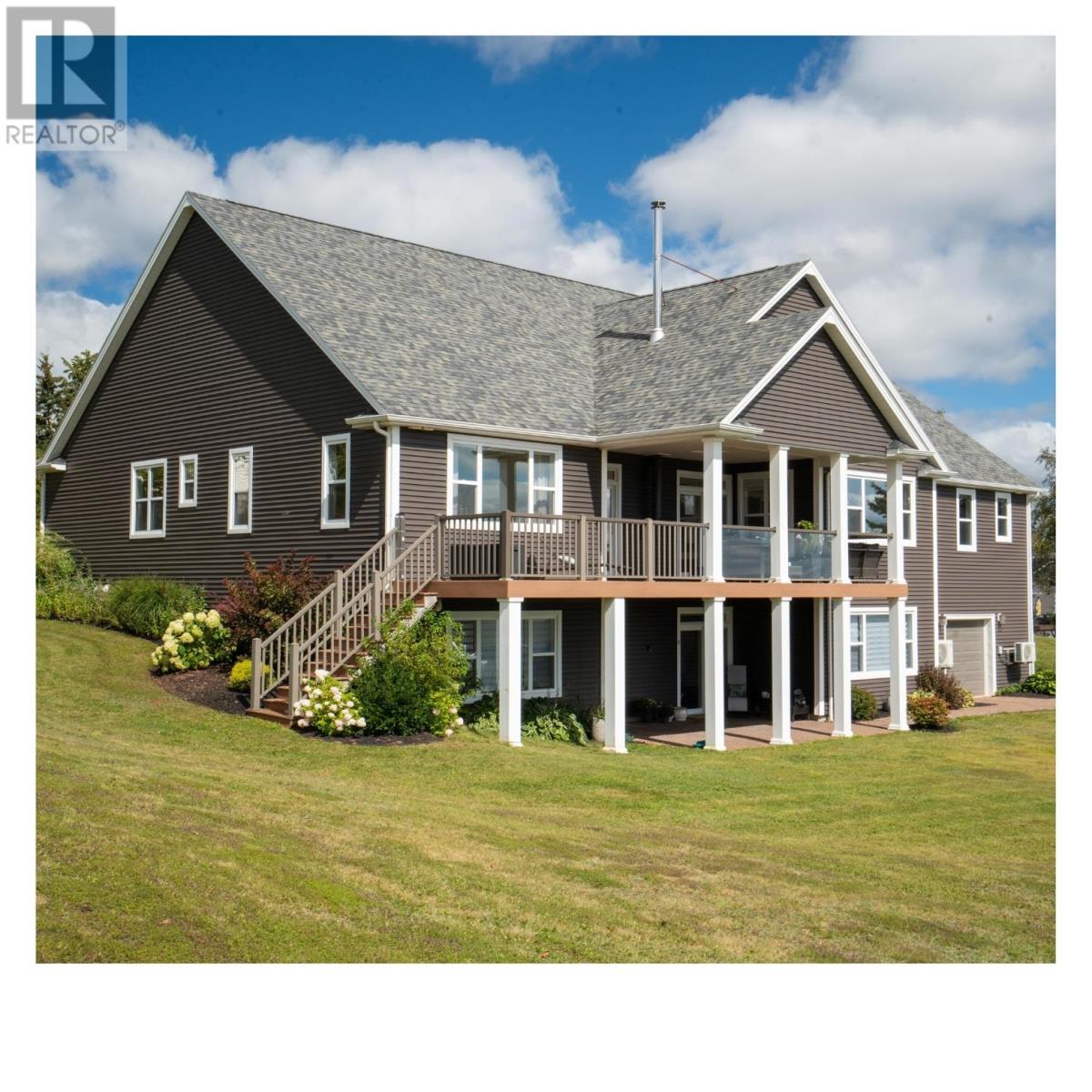 23 Paget Crescent, Stratford, Prince Edward Island