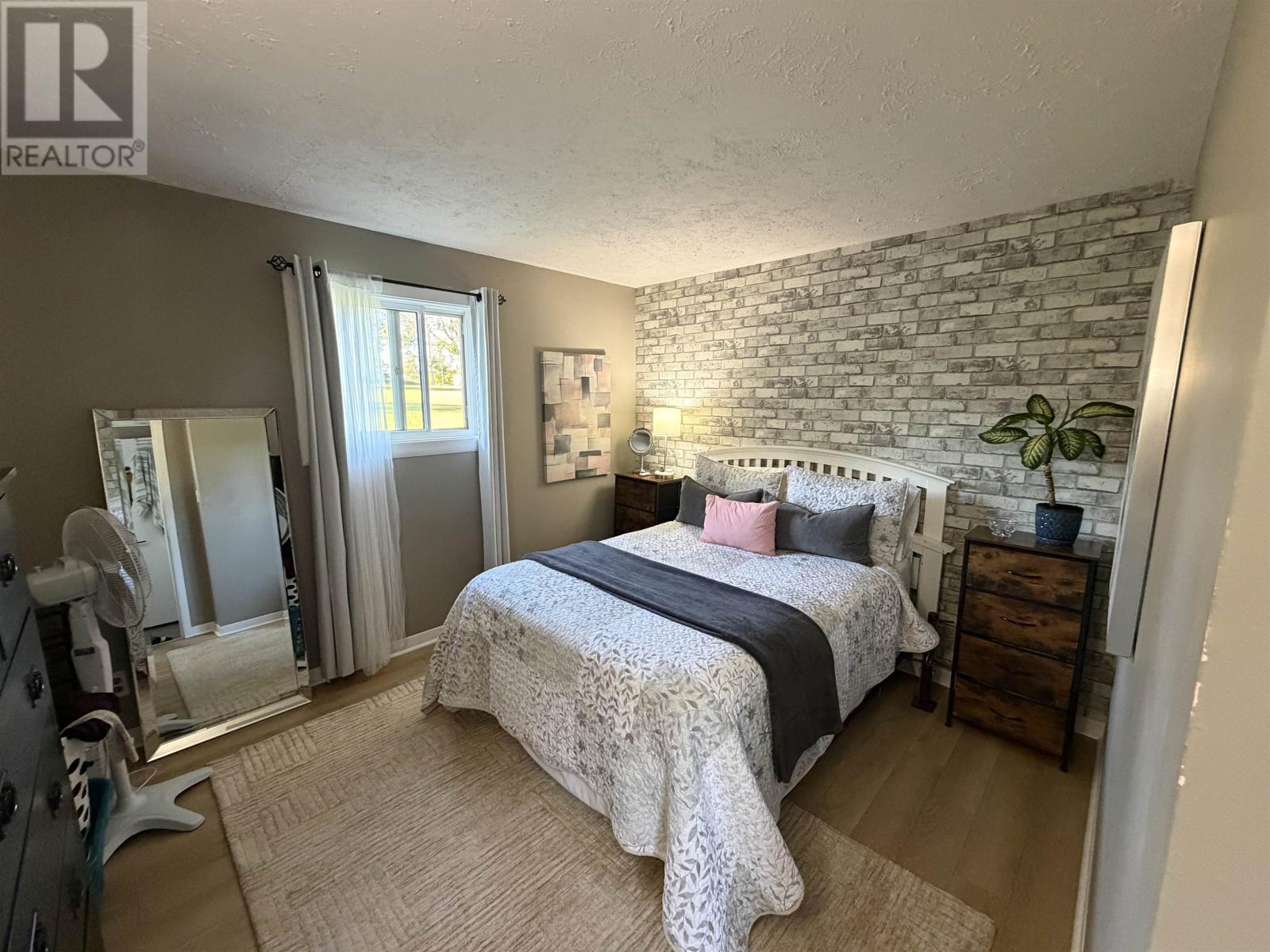 63a&b Brackley Point Road, Charlottetown, Prince Edward Island  C1A 6Y3 - Photo 12 - 202624965