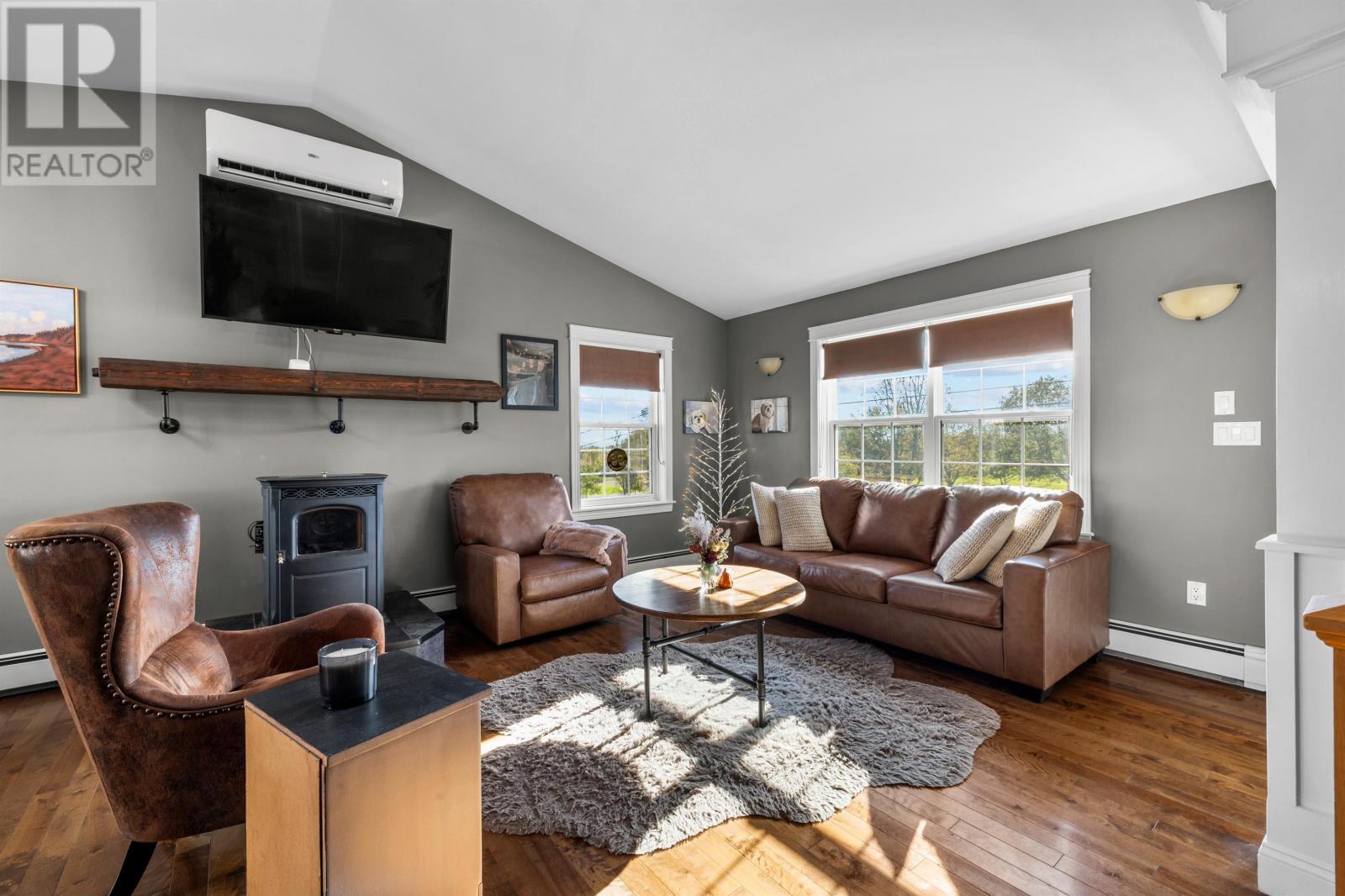 18 Cedar Avenue, Charlottetown, Prince Edward Island  C1A 6K4 - Photo 8 - 202624971