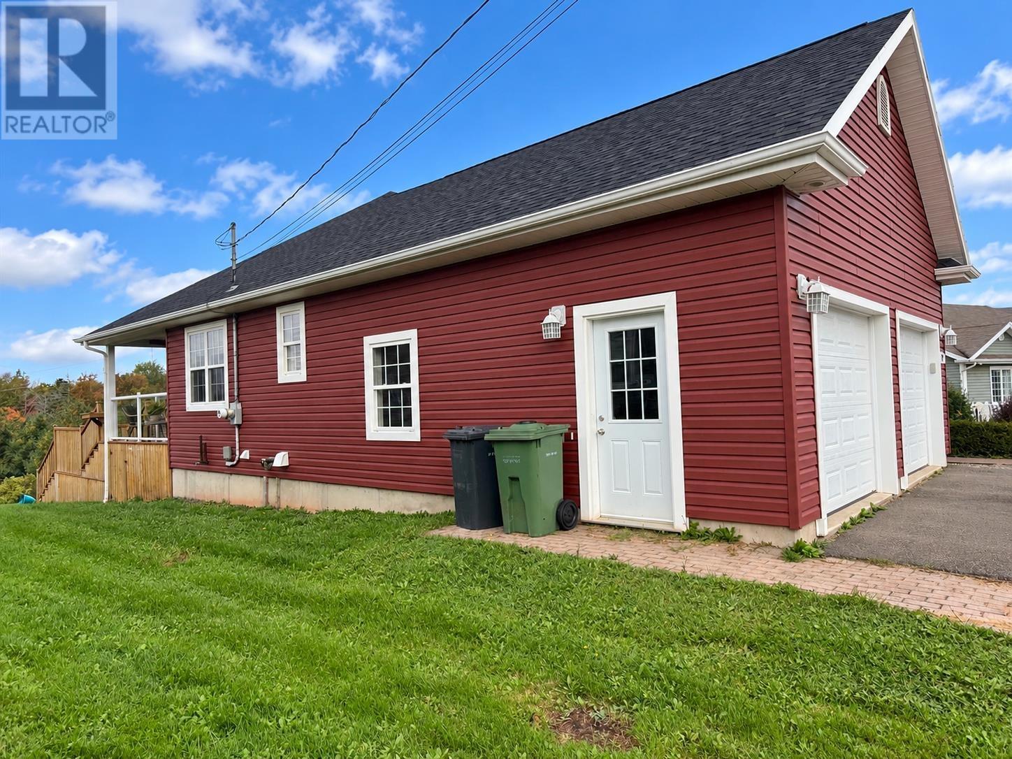 21 Hillside Meadows Drive, Cornwall, Prince Edward Island  C0A 1H4 - Photo 7 - 202624973