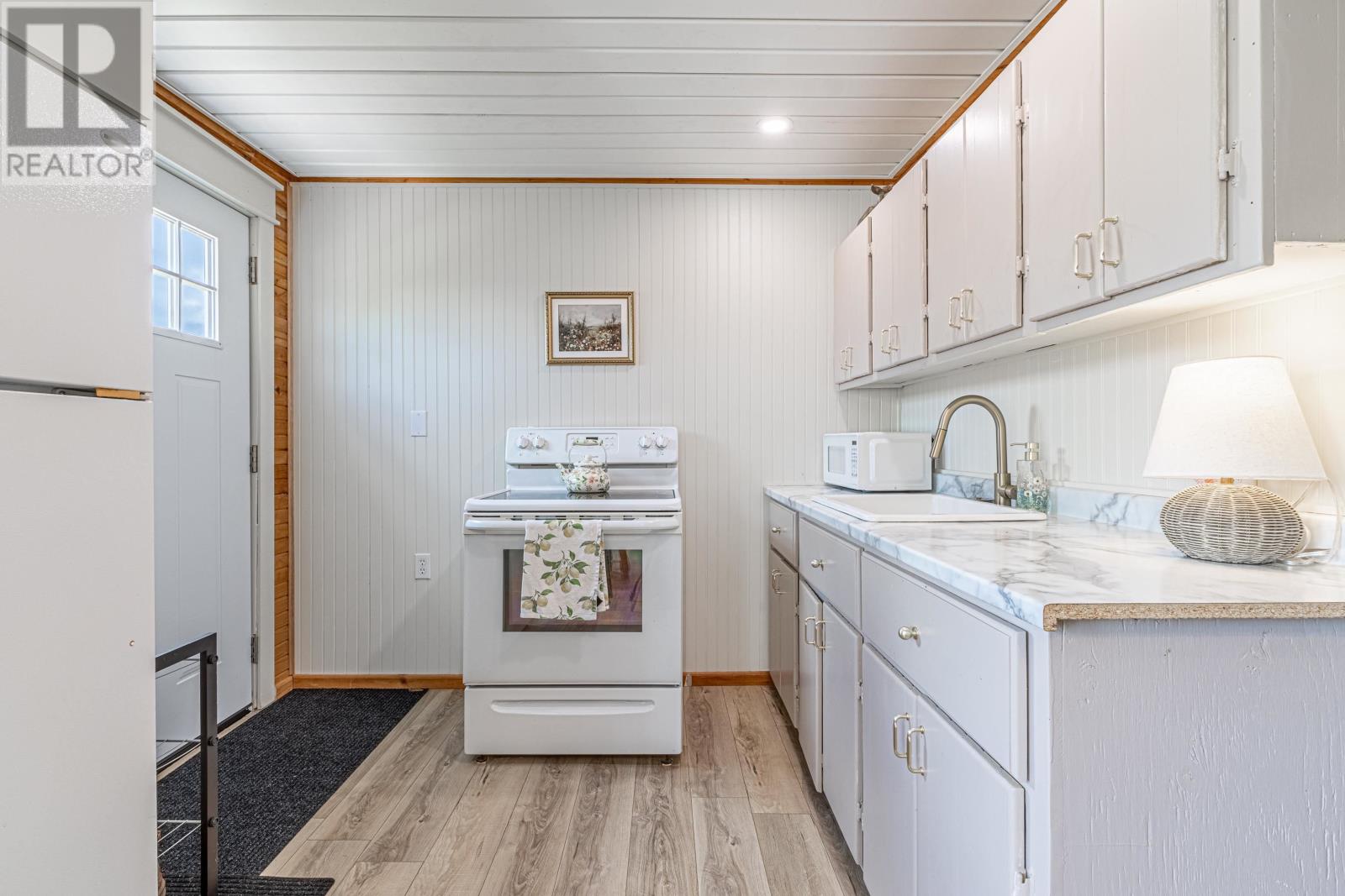 220 Thompson Point Road, Margate, Prince Edward Island  C0B 1M0 - Photo 12 - 202625000