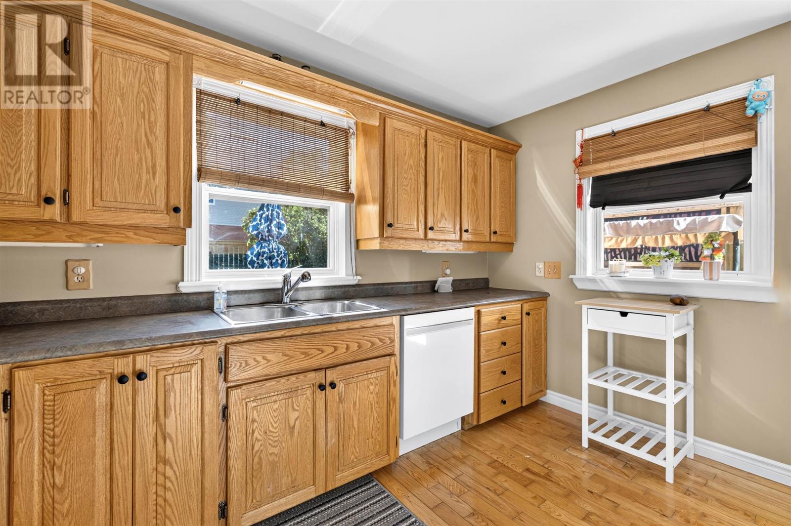 195 Hillsborough Street, Charlottetown, Prince Edward Island  C1A 4W8 - Photo 12 - 202625114