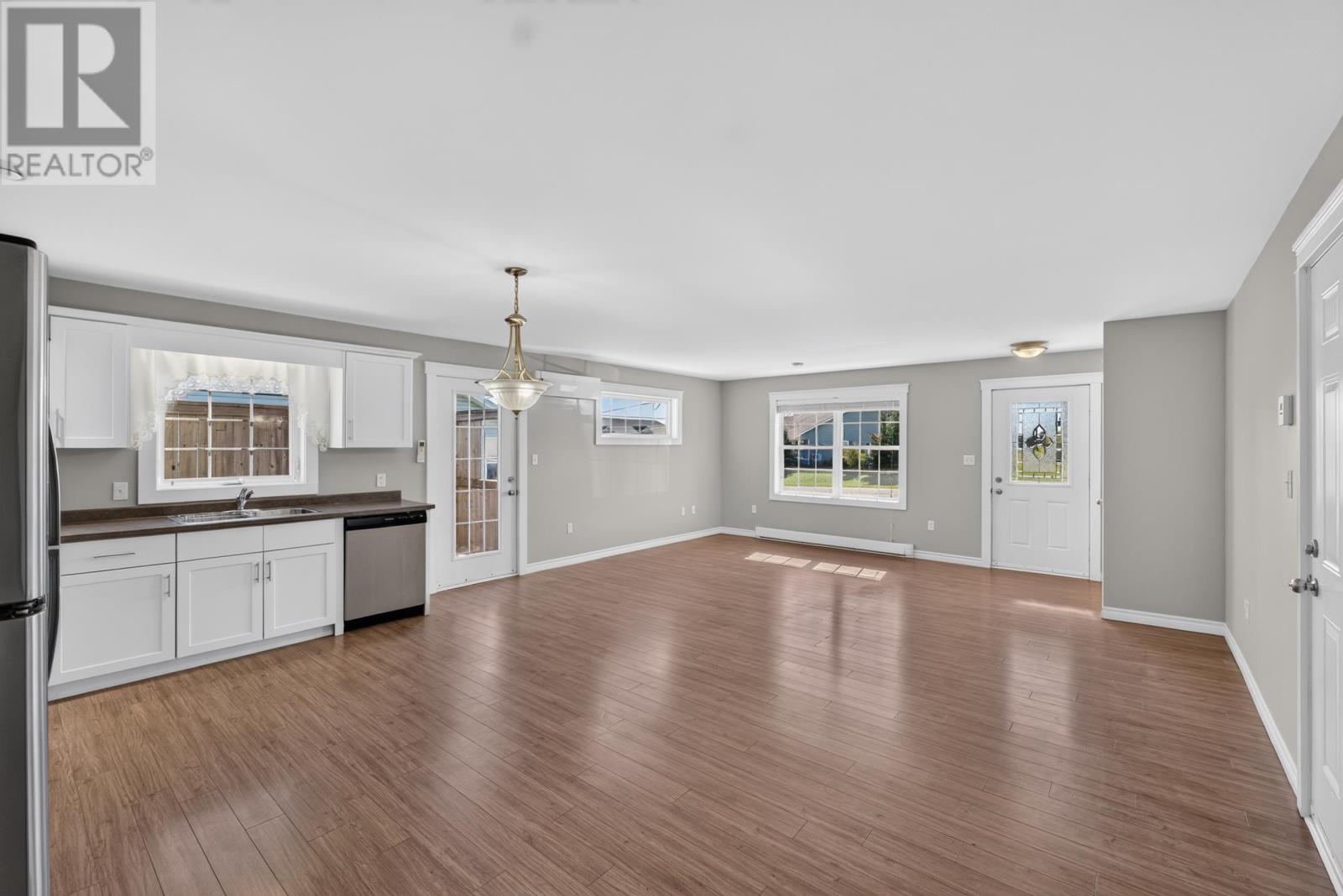 26 Stephanie Drive, Cornwall, Prince Edward Island  C0A 1H4 - Photo 13 - 202625128