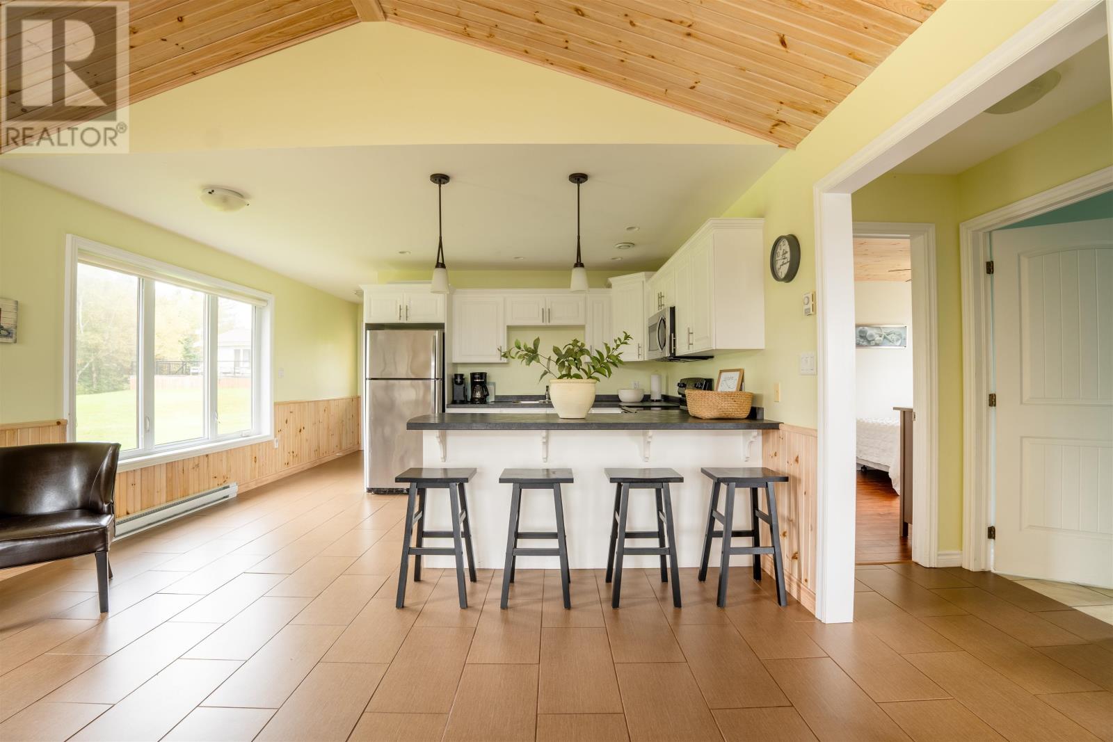 25 Burns Avenue, Stanley Bridge, Prince Edward Island  C0A 1E0 - Photo 15 - 202625241