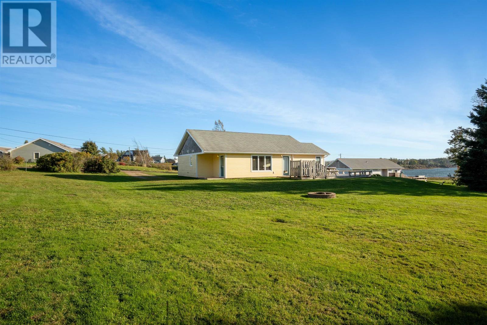 25 Burns Avenue, Stanley Bridge, Prince Edward Island  C0A 1E0 - Photo 6 - 202625241
