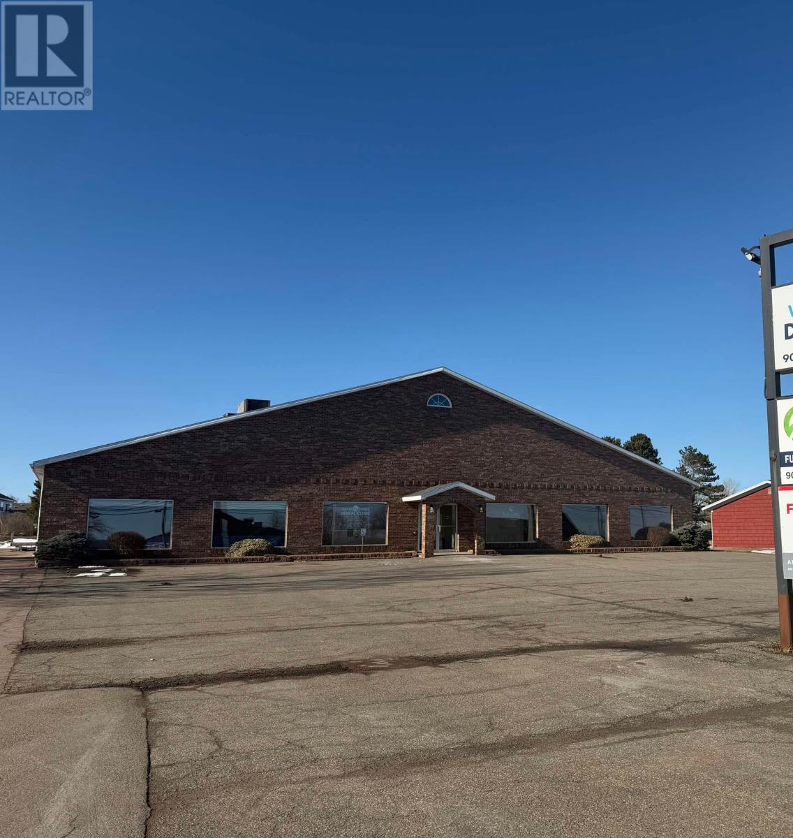 645 Water Street, Summerside, Prince Edward Island  C1A 1L7 - Photo 2 - 202625288