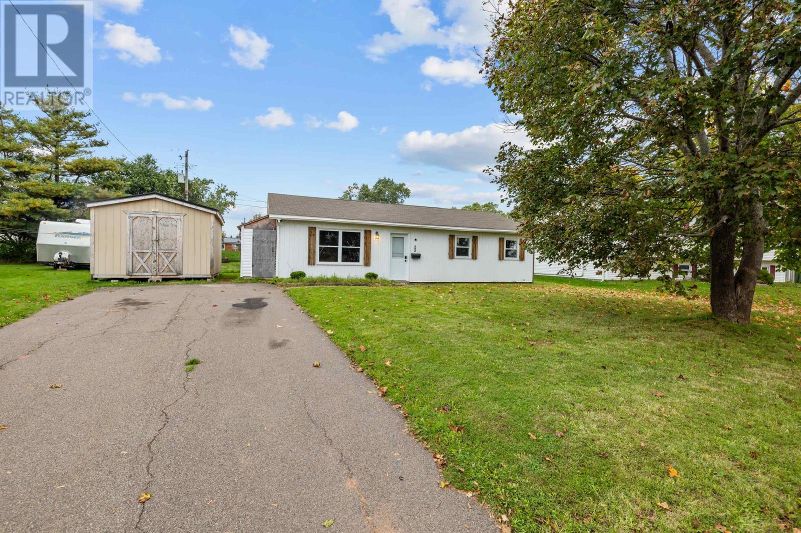 25 Andrews Court, Charlottetown, Prince Edward Island  C1C 1B2 - Photo 30 - 202625357