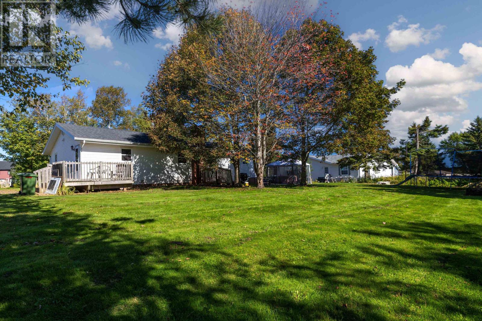 24-26 Thorndale Drive, Winsloe South, Prince Edward Island  C1E 1S9 - Photo 27 - 202625377