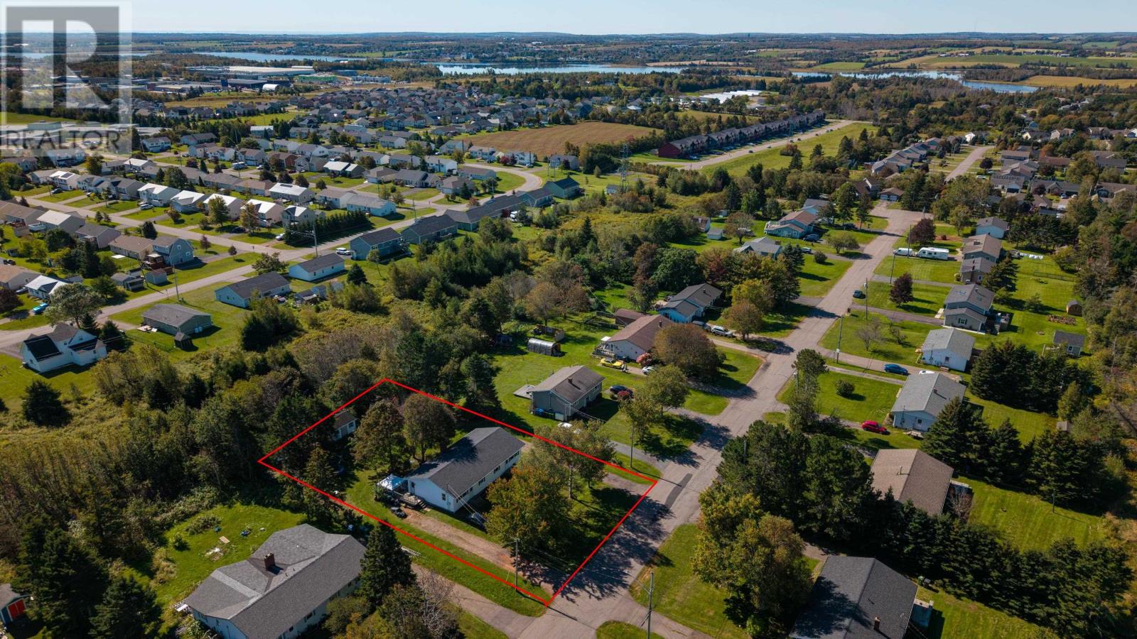24-26 Thorndale Drive, Winsloe South, Prince Edward Island  C1E 1S9 - Photo 29 - 202625377