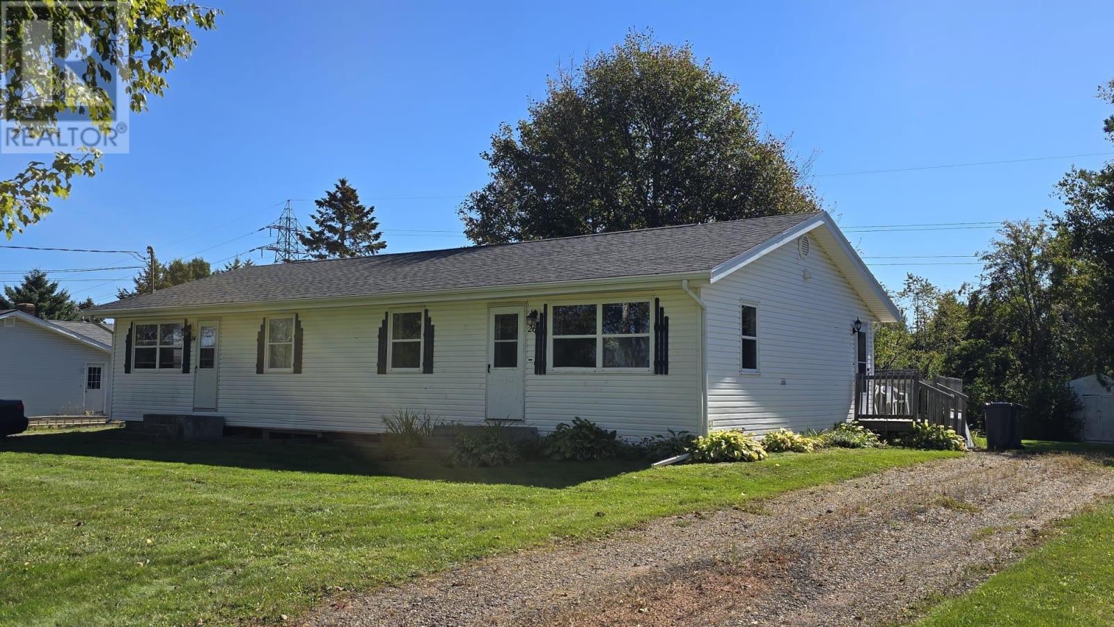 24-26 Thorndale Drive, Winsloe South, Prince Edward Island  C1E 1S9 - Photo 34 - 202625377