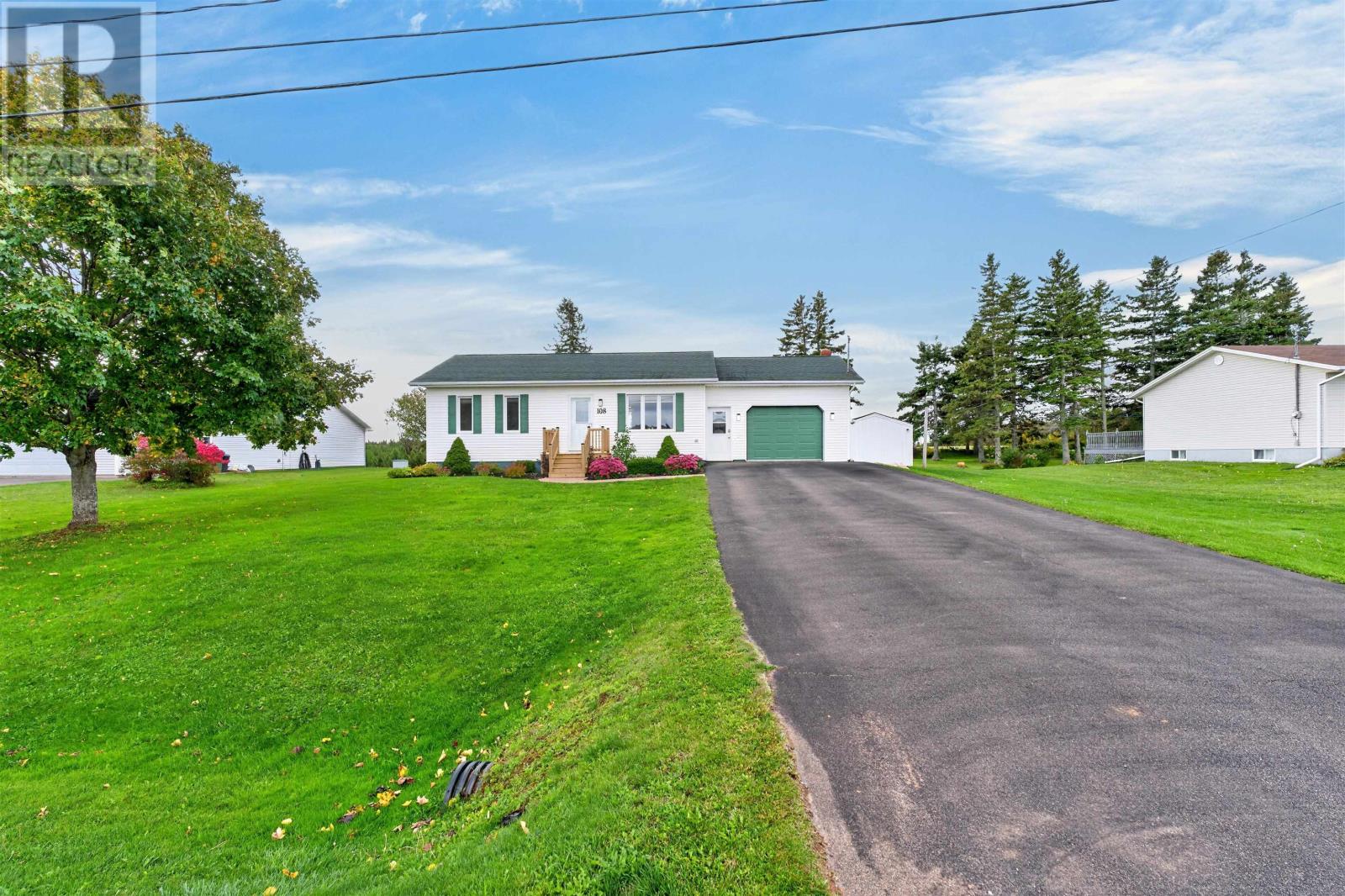 108 Kelly Drive, Miscouche, Prince Edward Island  C0B 1T0 - Photo 5 - 202625430