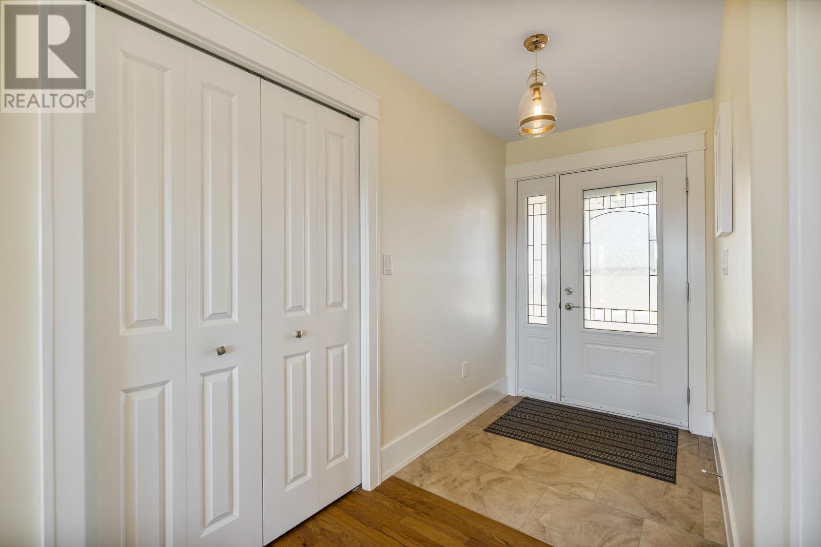 15 Kenwood Circle, Charlottetown, Prince Edward Island  C1E 1Z8 - Photo 5 - 202625513