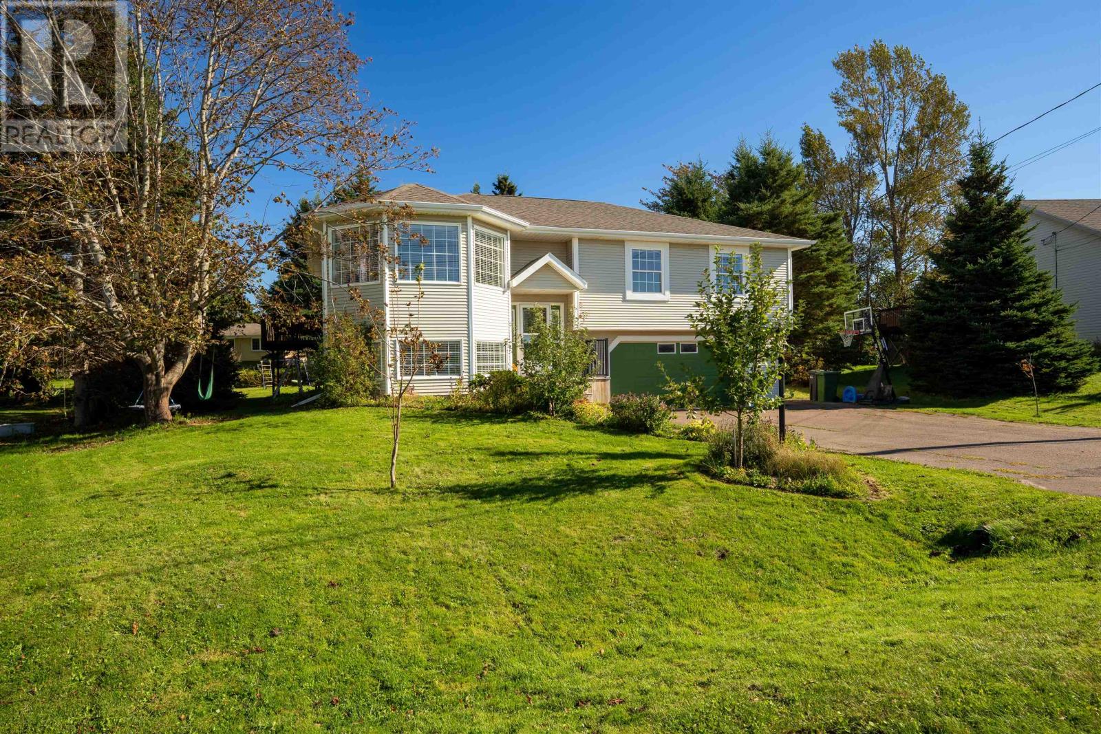 124 Greensview Drive, Stratford, Prince Edward Island  C1B 1N2 - Photo 5 - 202625784