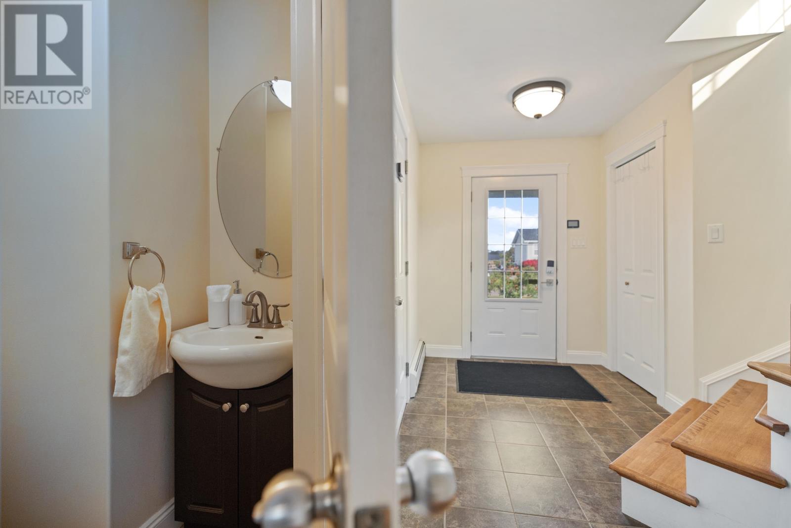 124 Barbour Circle, Charlottetown, Prince Edward Island  C1A 0A4 - Photo 15 - 202625876