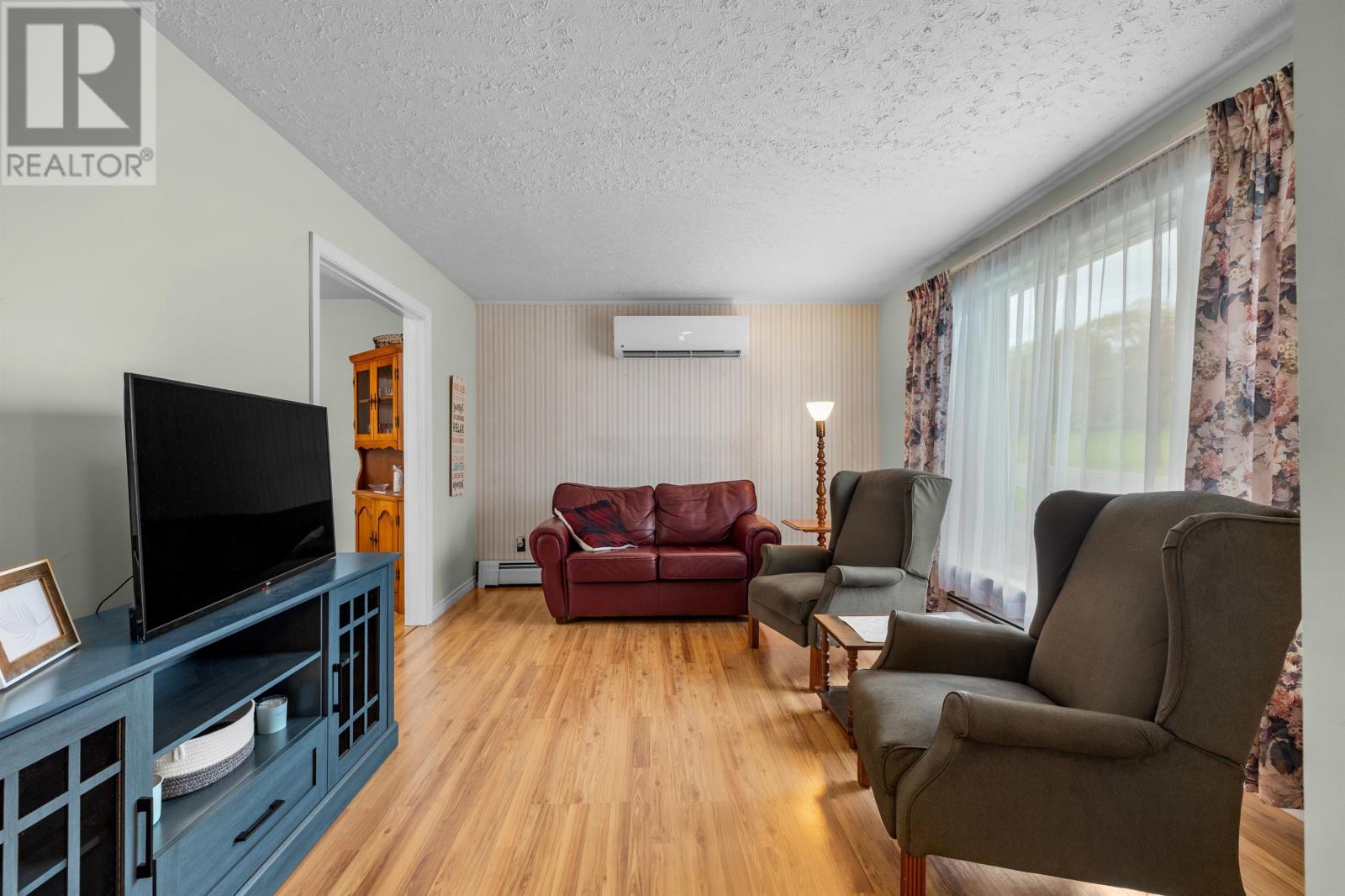 10 Longworth Street, Souris, Prince Edward Island  C0A 2B0 - Photo 13 - 202625892