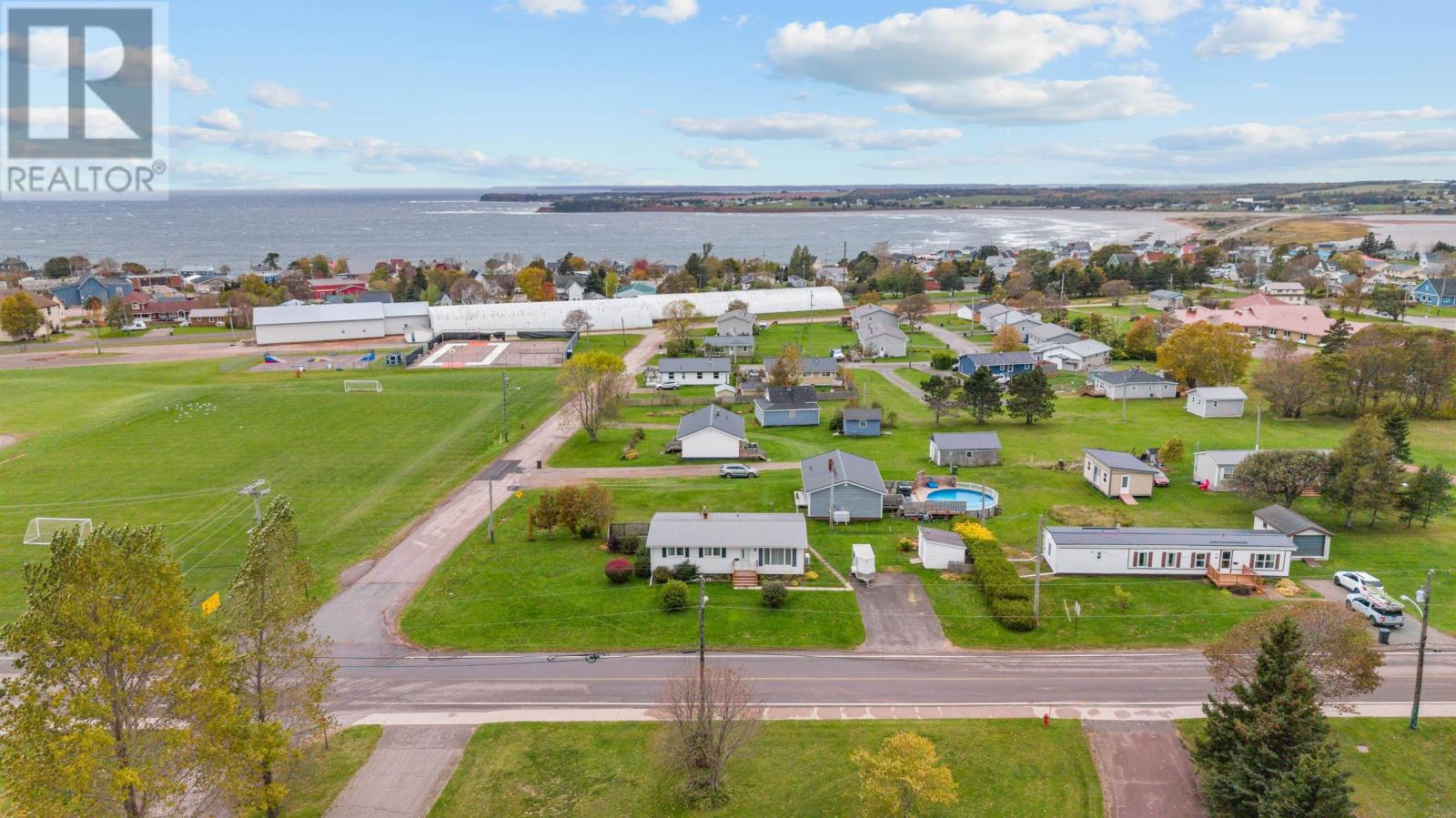 10 Longworth Street, Souris, Prince Edward Island  C0A 2B0 - Photo 48 - 202625892