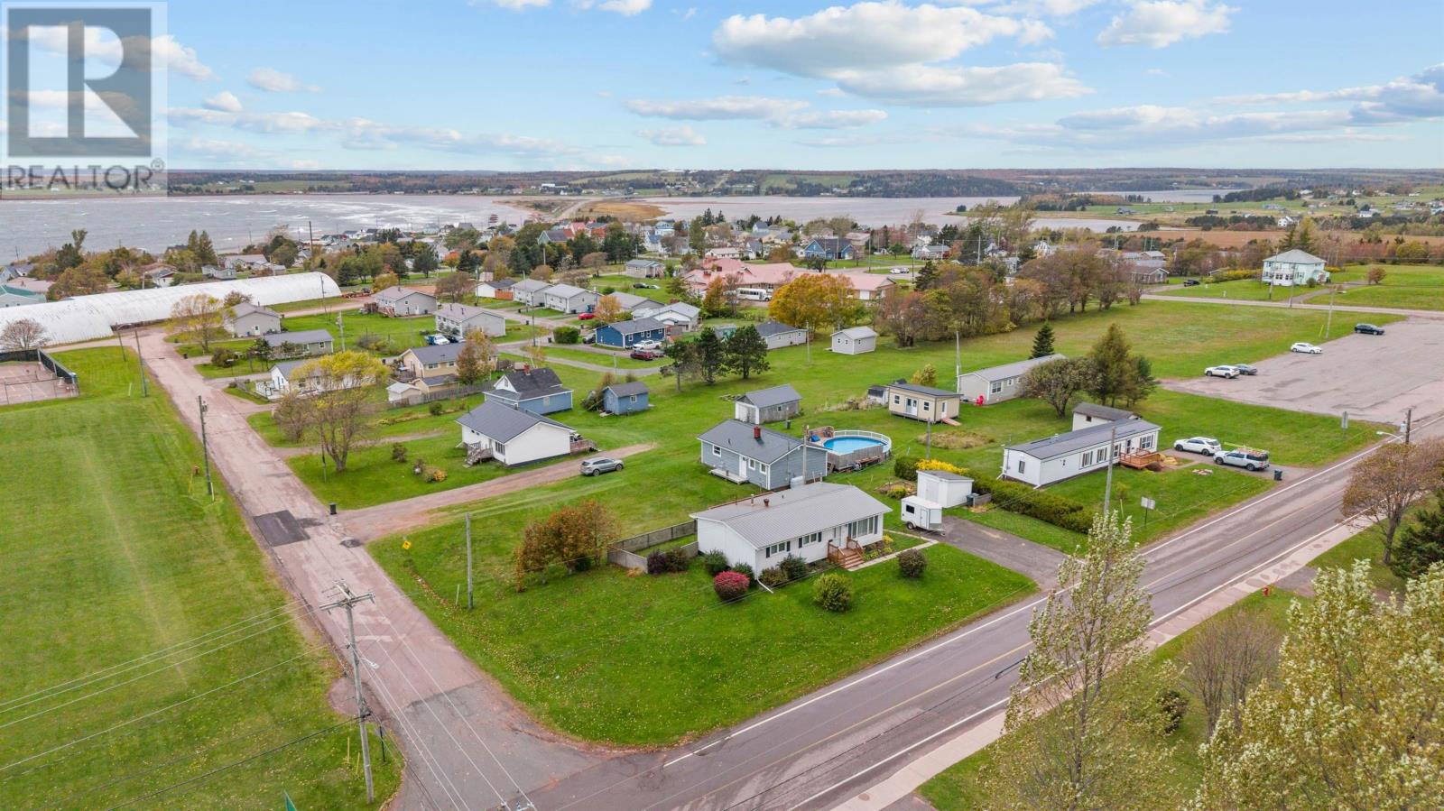 10 Longworth Street, Souris, Prince Edward Island  C0A 2B0 - Photo 49 - 202625892