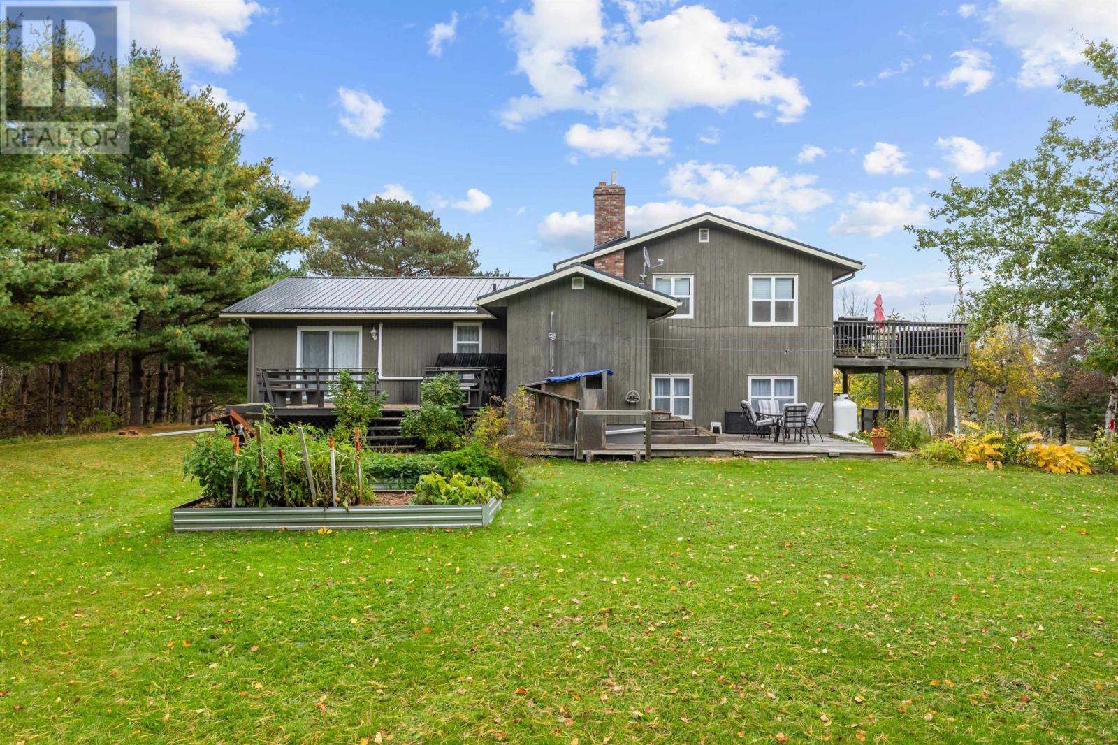 1524 Fountain Road, New London, Prince Edward Island  C0B 1M0 - Photo 4 - 202626160