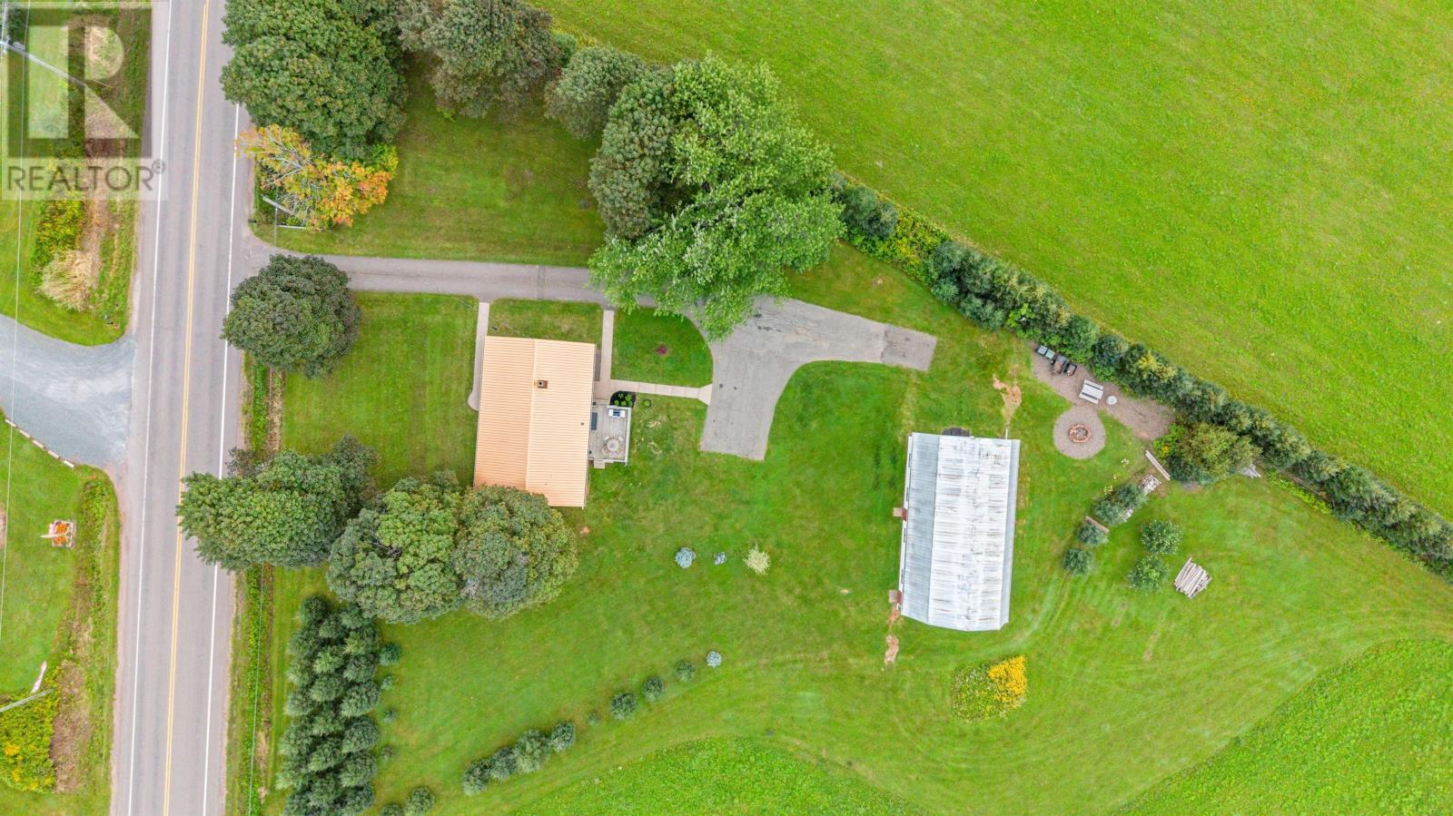 2095 North York River Rd, Warren Grove, Prince Edward Island  C0A 1H5 - Photo 6 - 202626258