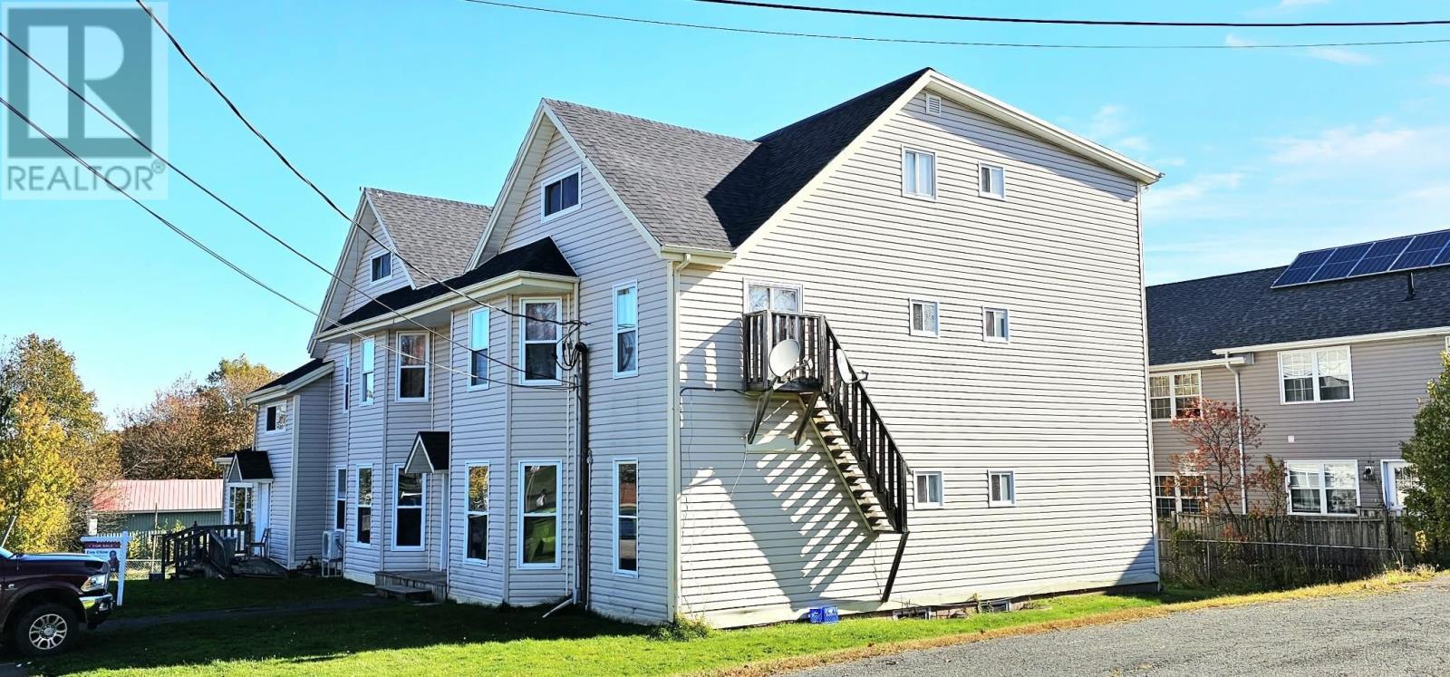 6 Pond Street, Charlottetown, Prince Edward Island  C1A 2P2 - Photo 13 - 202626359