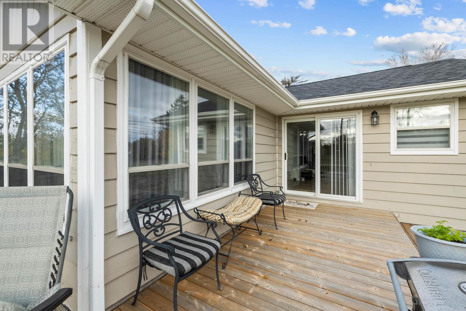 48 Keppoch Road, Stratford, Prince Edward Island  C1B 2J1 - Photo 39 - 202627041