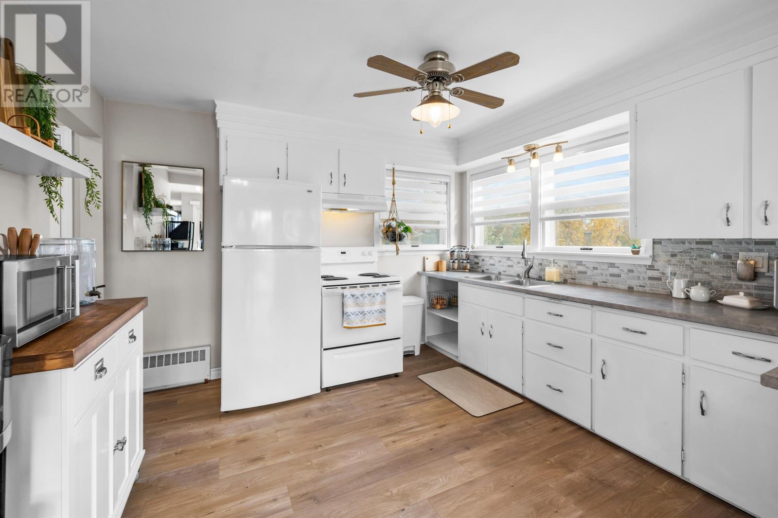 48 Keppoch Road, Stratford, Prince Edward Island  C1B 2J1 - Photo 5 - 202627041